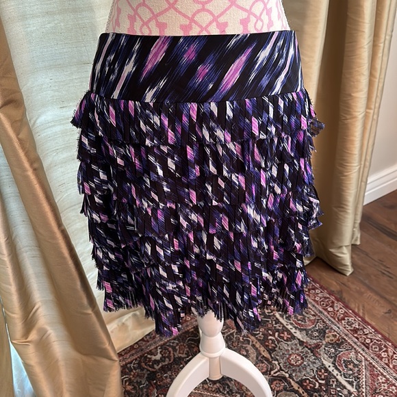 Sexy flirty Ann Taylor chiffon skirt size 10 - Picture 2 of 3